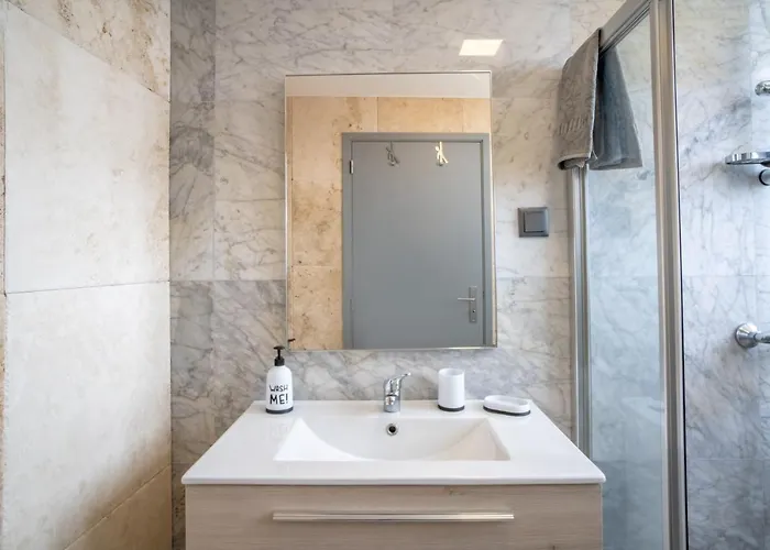 Prázdninový dům Madeirense In *