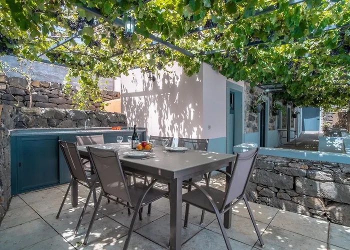 בית נופש Madeirense In