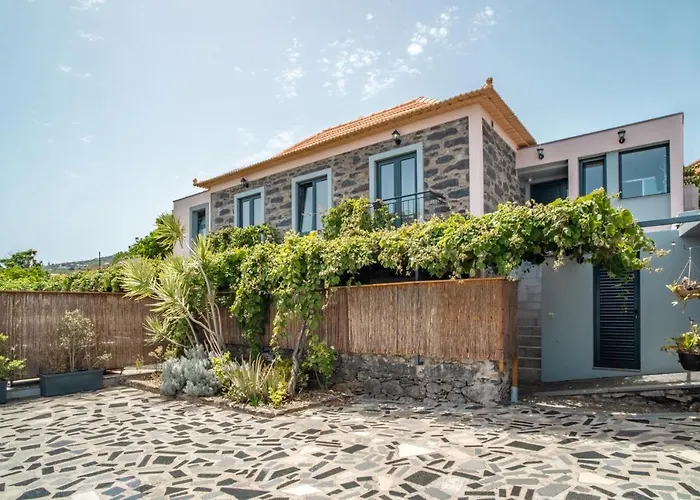 Prázdninový dům Madeirense In Santa Cruz (Madeira)