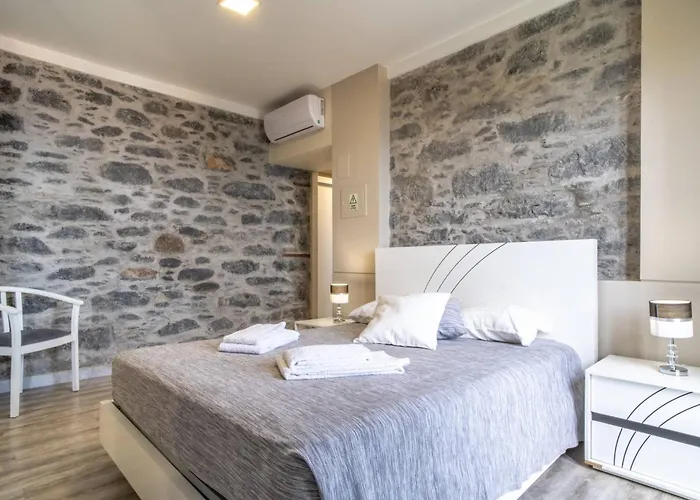 Madeirense In Holiday home *
