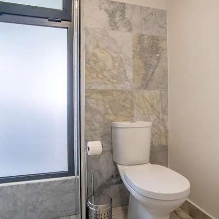 Semesterbostad Madeirense In Santa Cruz (Madeira)