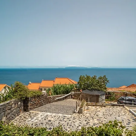 Madeirense In Tatil Evi *