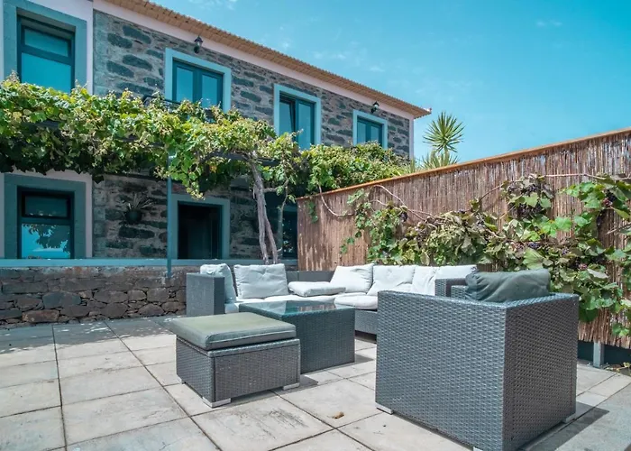 Dom wakacyjny Madeirense In Santa Cruz (Madeira)